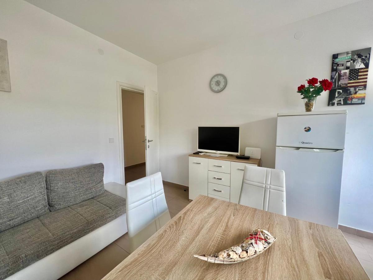 Apartman Velly Jadranovo Exterior photo