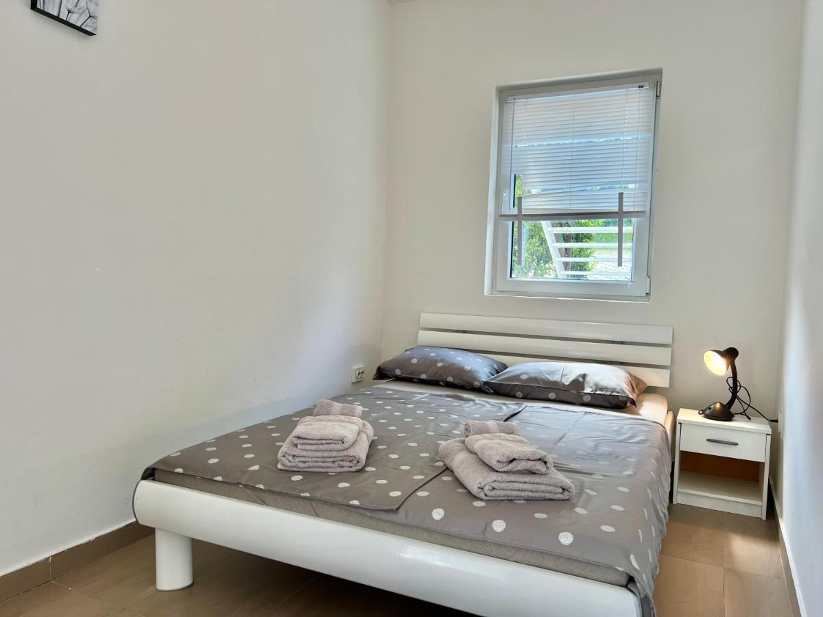 Apartman Velly Jadranovo Exterior photo